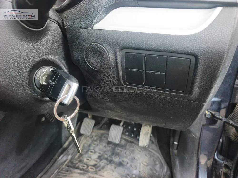 KIA Picanto 2022 for Sale in Karachi KIA Picanto 2022 for Sale in Karachi Image-16