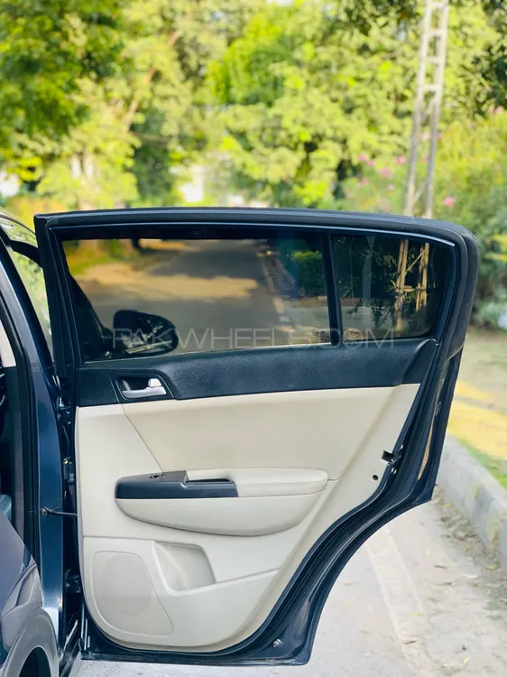 KIA Sportage 2020 for Sale in Lahore KIA Sportage 2020 for Sale in Lahore Image-6