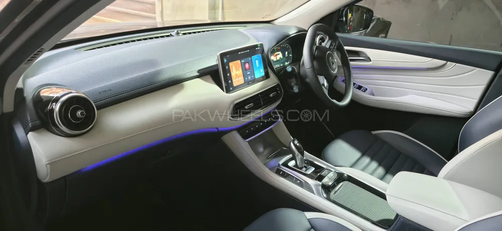 MG HS 2025 for Sale in Lahore Image-1
