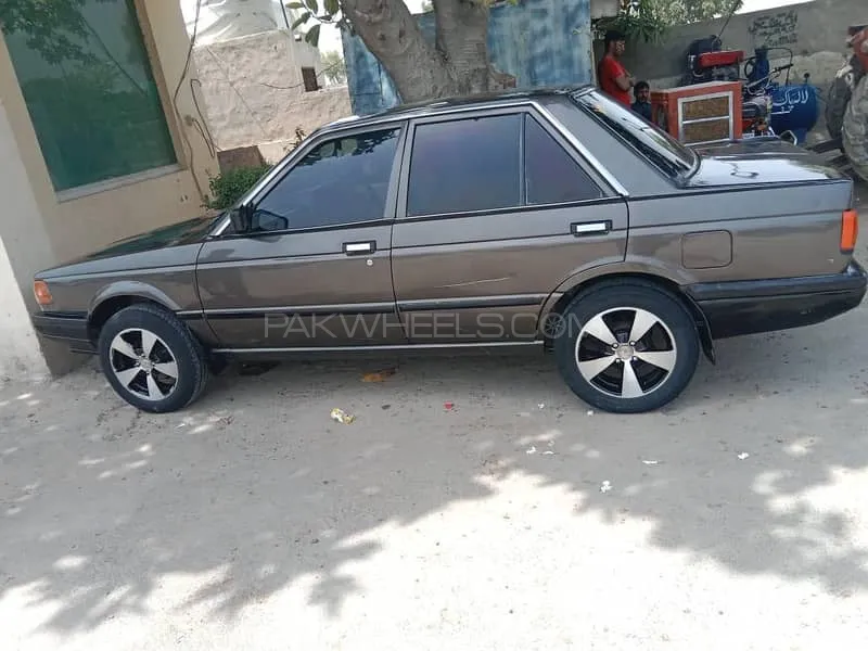 Nissan Sunny 1990 for Sale in Lahore Image-1