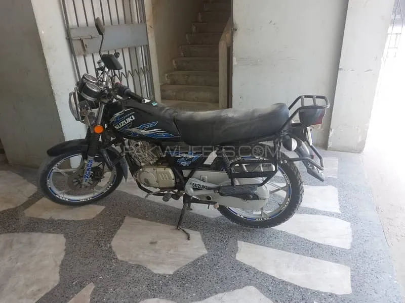 Suzuki GS 150 SE 2018 for Sale Suzuki GS 150 SE 2018 for Sale Image-3
