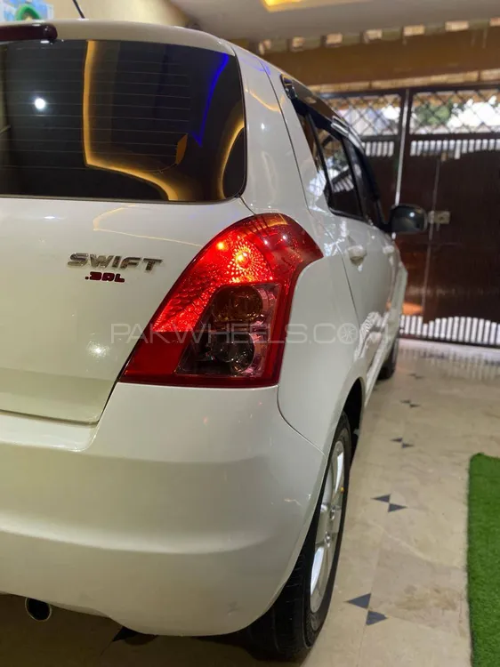 Suzuki Swift 2016 for Sale in Islamabad Image-1