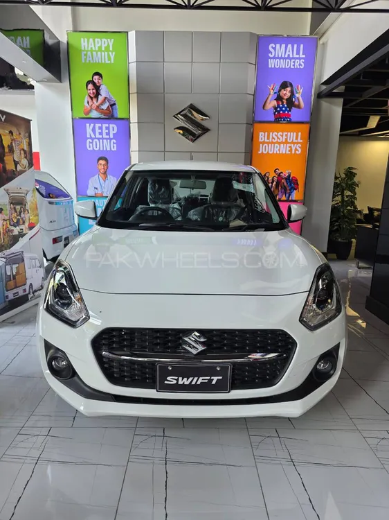 Suzuki Swift 2025 for Sale in Islamabad Image-1