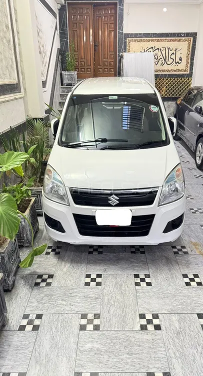 Suzuki Wagon R 2016 for Sale in Gujrat Image-1