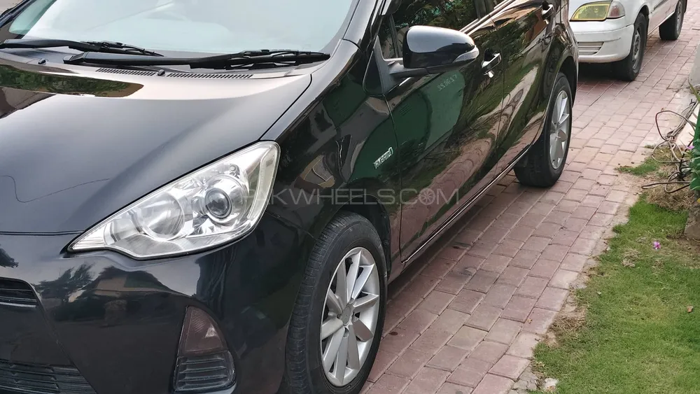 ٹویوٹا اکوا 2012 for Sale in لاہور ٹویوٹا اکوا 2012 for Sale in لاہور Image-10