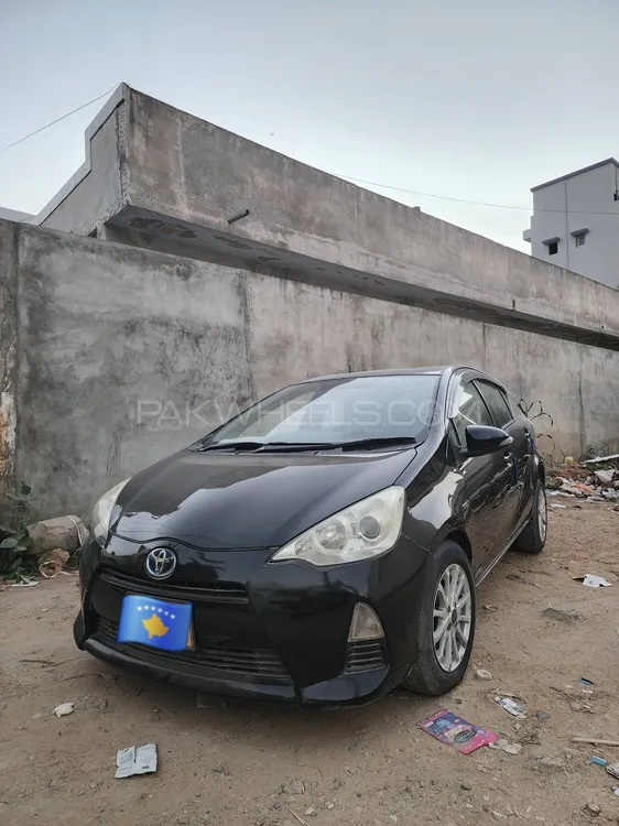 Toyota Aqua 2012 for Sale in Karachi Image-1