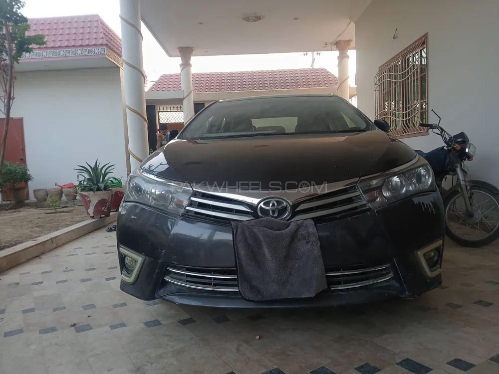 Toyota Corolla 2017 for Sale in Karachi Image-1