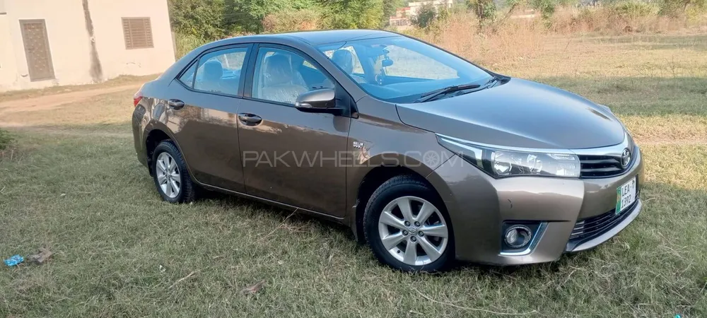 Toyota Corolla 2017 for Sale in Mirpur A.K. Image-1