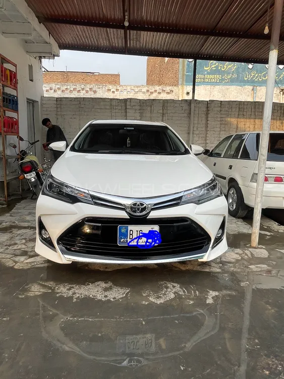 Toyota Corolla 2023 for Sale in Peshawar Image-1