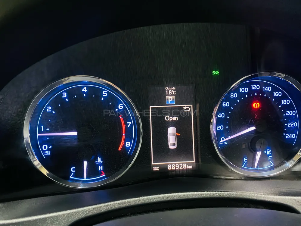 Toyota Corolla 2021 for Sale in Islamabad Toyota Corolla 2021 for Sale in Islamabad Image-14