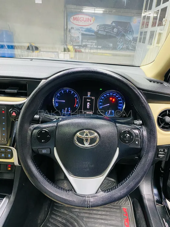 Toyota Corolla 2021 for Sale in Islamabad Toyota Corolla 2021 for Sale in Islamabad Image-5