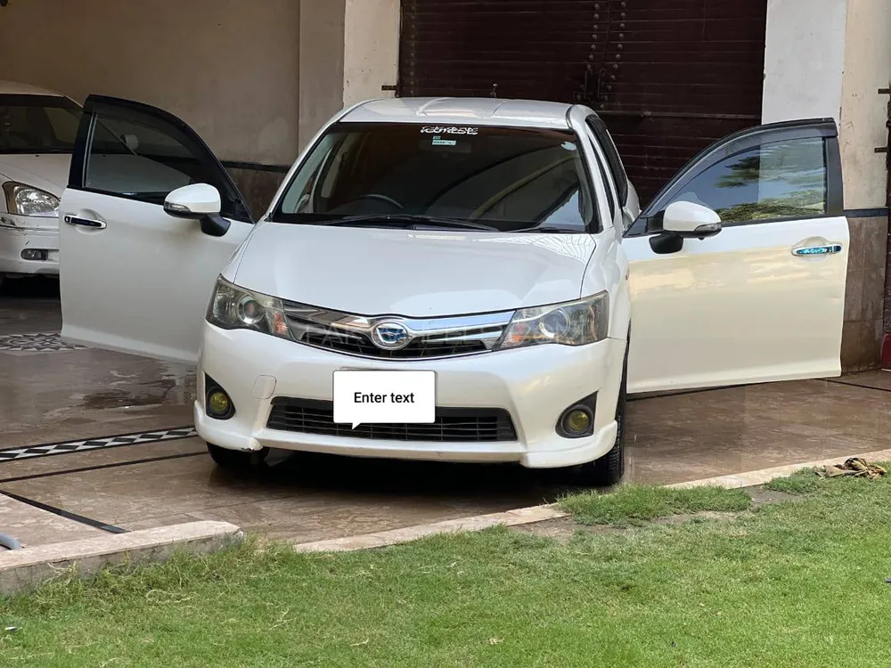 Toyota Corolla Fielder 2014 for Sale in Peshawar Image-1