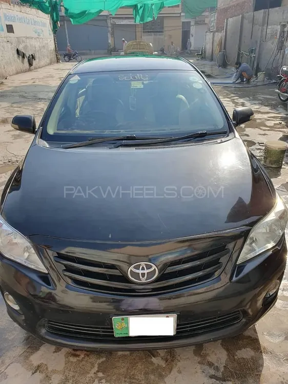 Toyota Corolla 2013 for Sale in Lahore Image-1