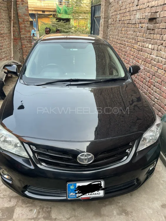 Toyota Corolla 2011 for Sale in Faisalabad Image-1