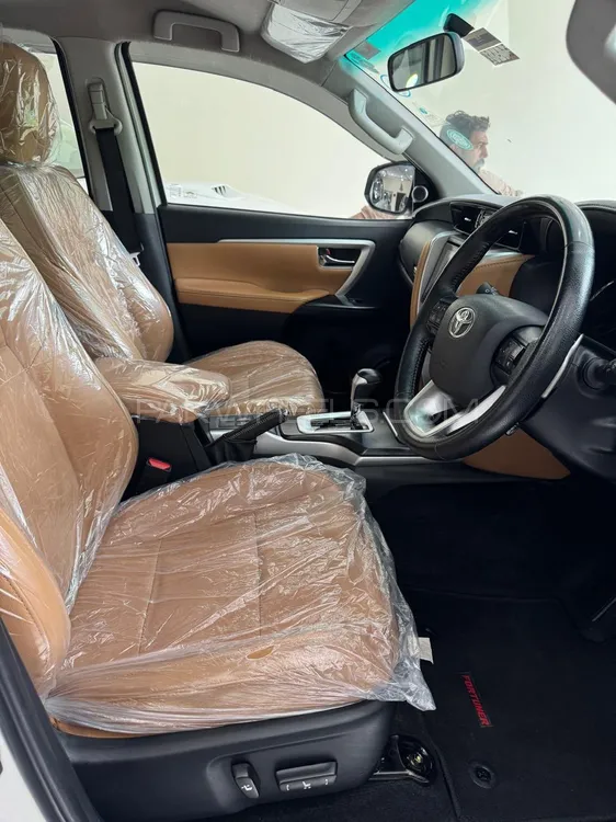 Toyota Fortuner 2018 for Sale in Faisalabad Toyota Fortuner 2018 for Sale in Faisalabad Image-13