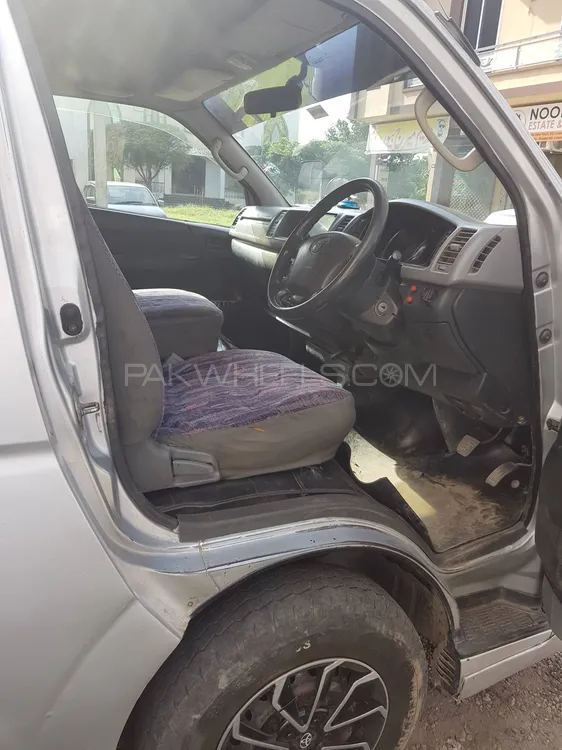 ٹویوٹا ہائی ایس 2007 for Sale in گجرانوالہ ٹویوٹا ہائی ایس 2007 for Sale in گجرانوالہ Image-7