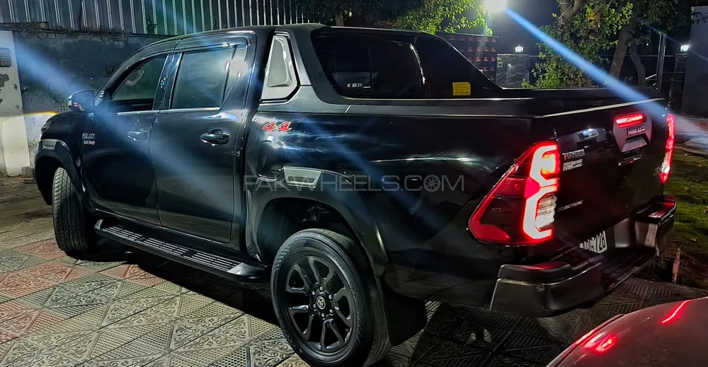 ٹویوٹا ہائیلکس 2022 for Sale in اسلام آباد ٹویوٹا ہائیلکس 2022 for Sale in اسلام آباد Image-4