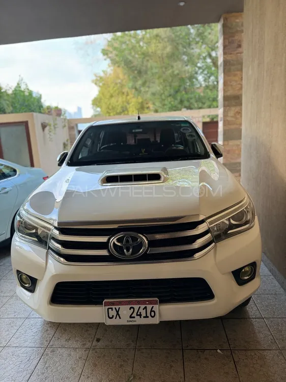 Toyota Hilux 2017 for Sale in Karachi Image-1