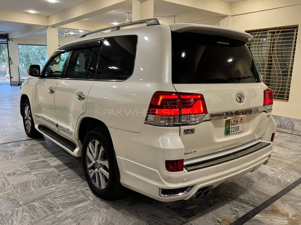 Toyota Land Cruiser 2012 for Sale in Kharian Image-1