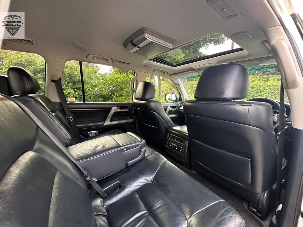 Toyota Land Cruiser 2011 for Sale in Lahore Toyota Land Cruiser 2011 for Sale in Lahore Image-7