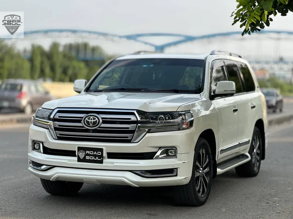 Toyota Land Cruiser 2011 for Sale in Lahore Toyota Land Cruiser 2011 for Sale in Lahore Image-2