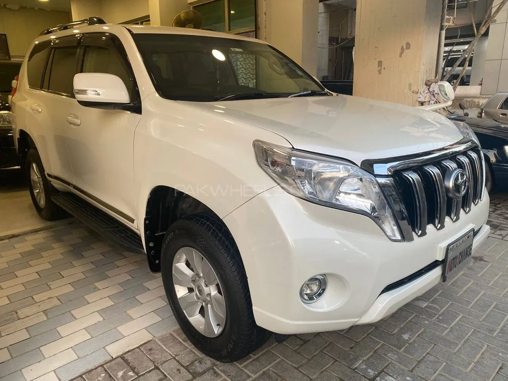 Toyota Prado 2010 for Sale in Karachi Image-1
