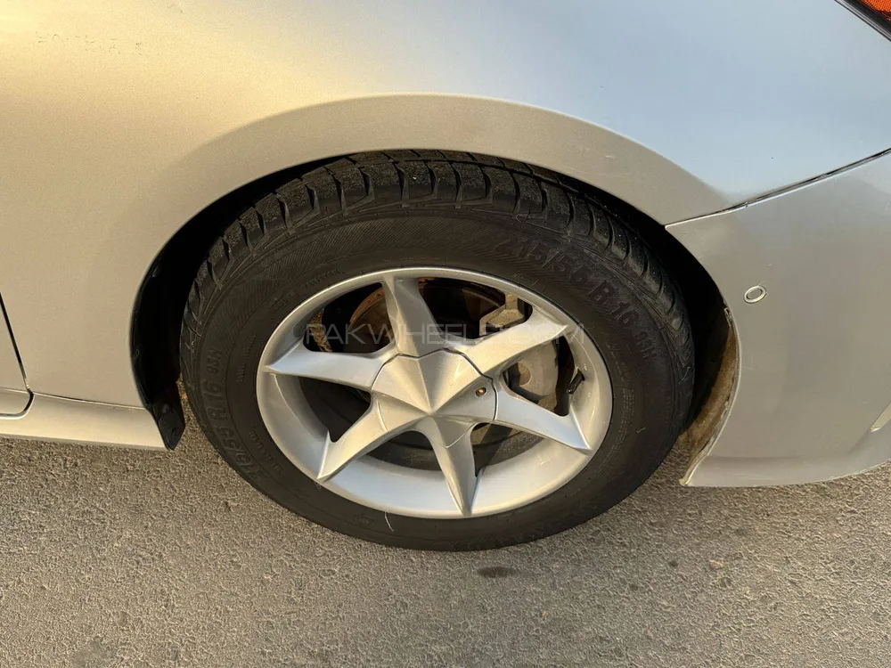 Toyota Prius 2021 for Sale in Karachi Image-1