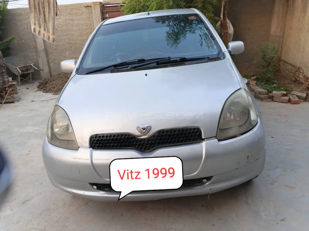 Toyota Vitz 1999 for Sale in Quetta Image-1