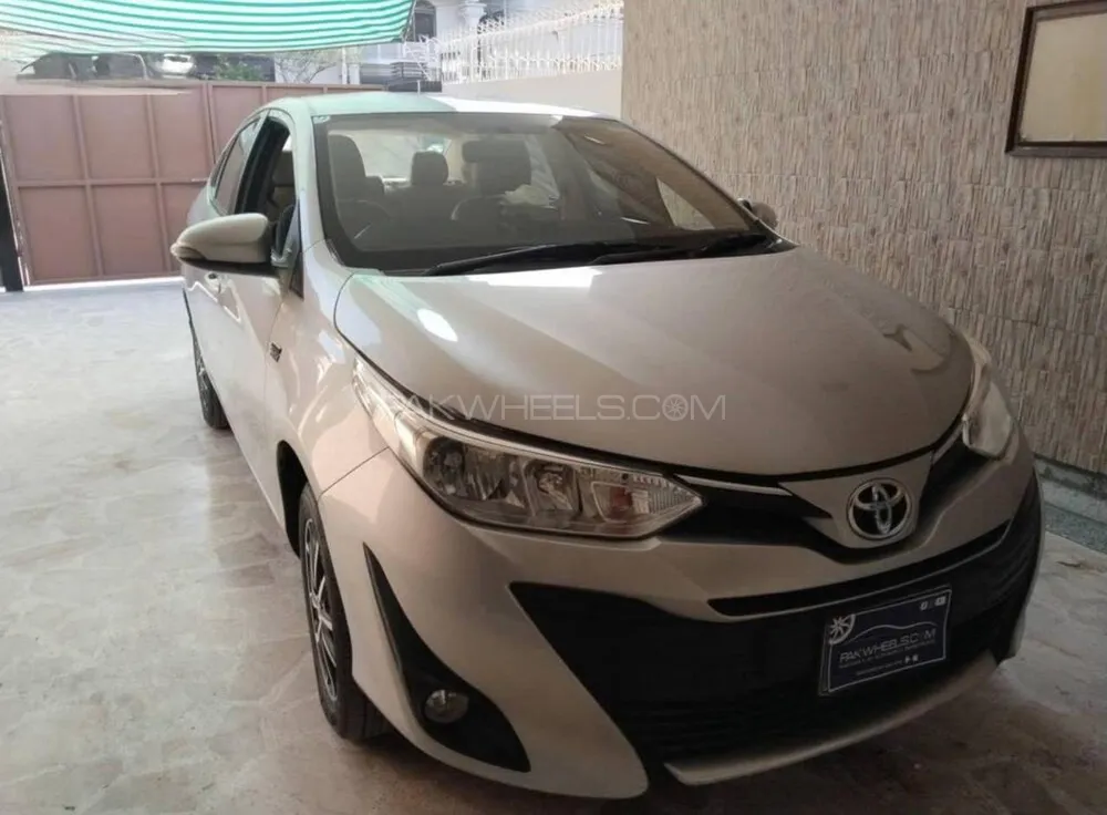 Toyota Yaris Sedan 2020 for Sale in Lahore Image-1