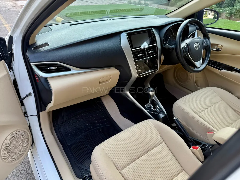 ٹویوٹا یارس سیڈان 2022 for Sale in لاہور ٹویوٹا یارس سیڈان 2022 for Sale in لاہور Image-8