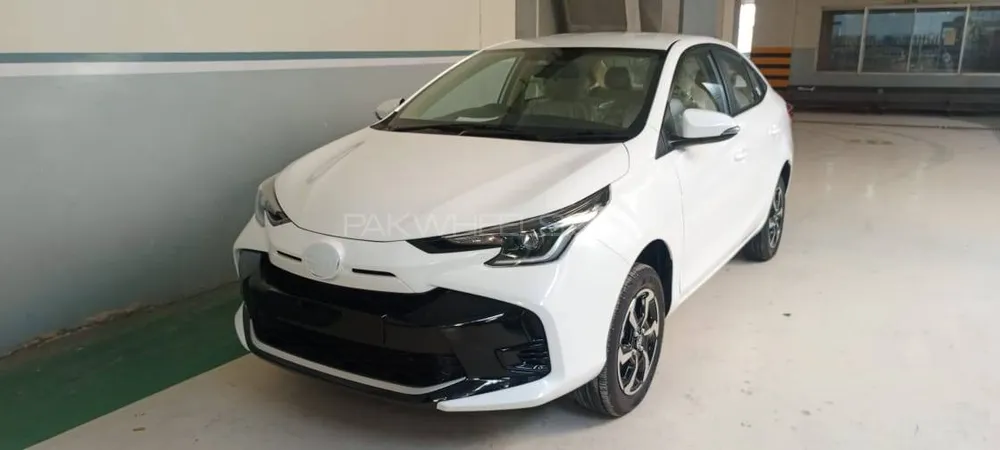 Toyota Yaris Sedan 2025 for Sale in Peshawar Image-1