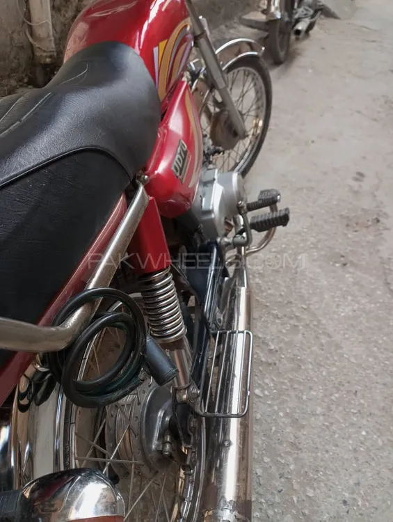 Unique Xtreme UD 70 2012 for Sale Image-1