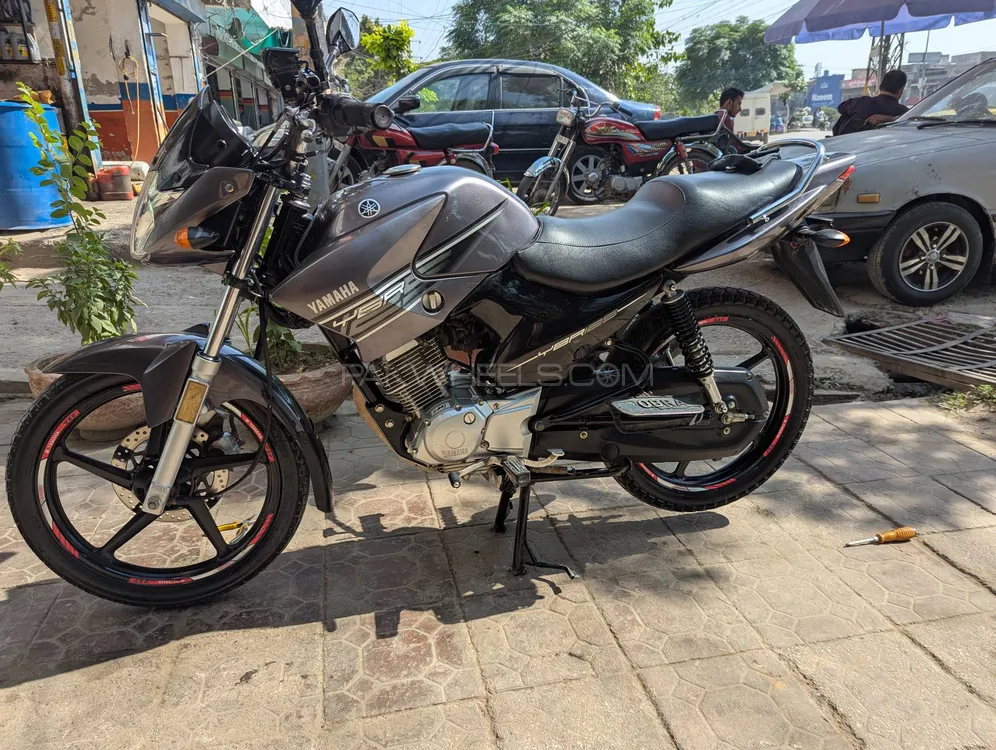 Yamaha YBR 125 2016 for Sale Yamaha YBR 125 2016 for Sale Image-8
