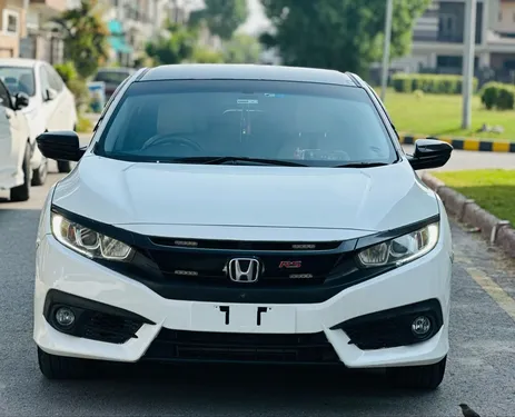 Honda Civic 1.8 i-VTEC CVT 2016