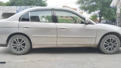 Honda Civic VTi 1.6 2004