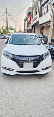 Honda Vezel Hybrid Z Style Edition 2015