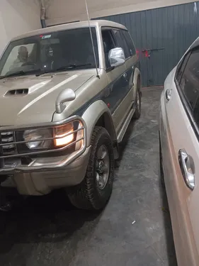 Mitsubishi Pajero 1993