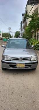 Nissan March Bolero 2001