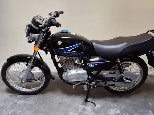 Suzuki GS 150 2024