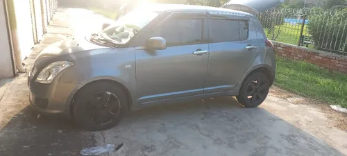 Suzuki Swift DLX 1.3 2013
