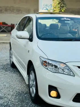 Toyota Corolla Altis SR Cruisetronic 1.6 2013
