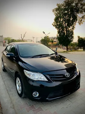 Toyota Corolla GLi 1.3 VVTi 2013