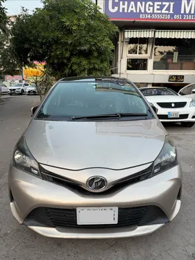 Toyota Vitz F 1.0 2015