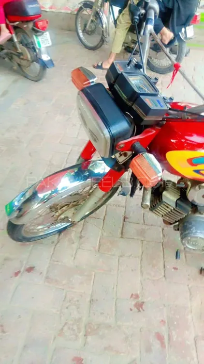 Yamaha Royale YB 100 2003 for Sale Yamaha Royale YB 100 2003 for Sale Image-8