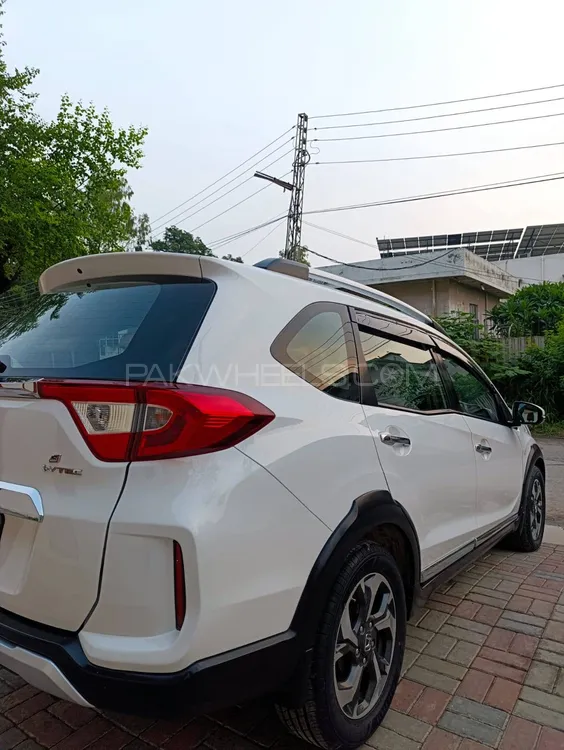 Honda BR-V 2022 for Sale in Lahore Honda BR-V 2022 for Sale in Lahore Image-5