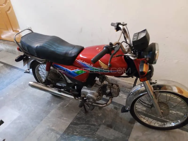Honda CD 70 2013 for Sale Honda CD 70 2013 for Sale Image-2