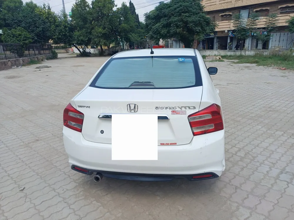 Honda City 2015 for Sale in Chakwal Honda City 2015 for Sale in Chakwal Image-4