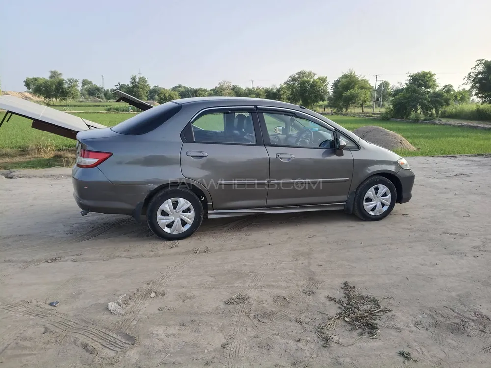 ہونڈا سٹی 2005 for Sale in جھنگ ہونڈا سٹی 2005 for Sale in جھنگ Image-7