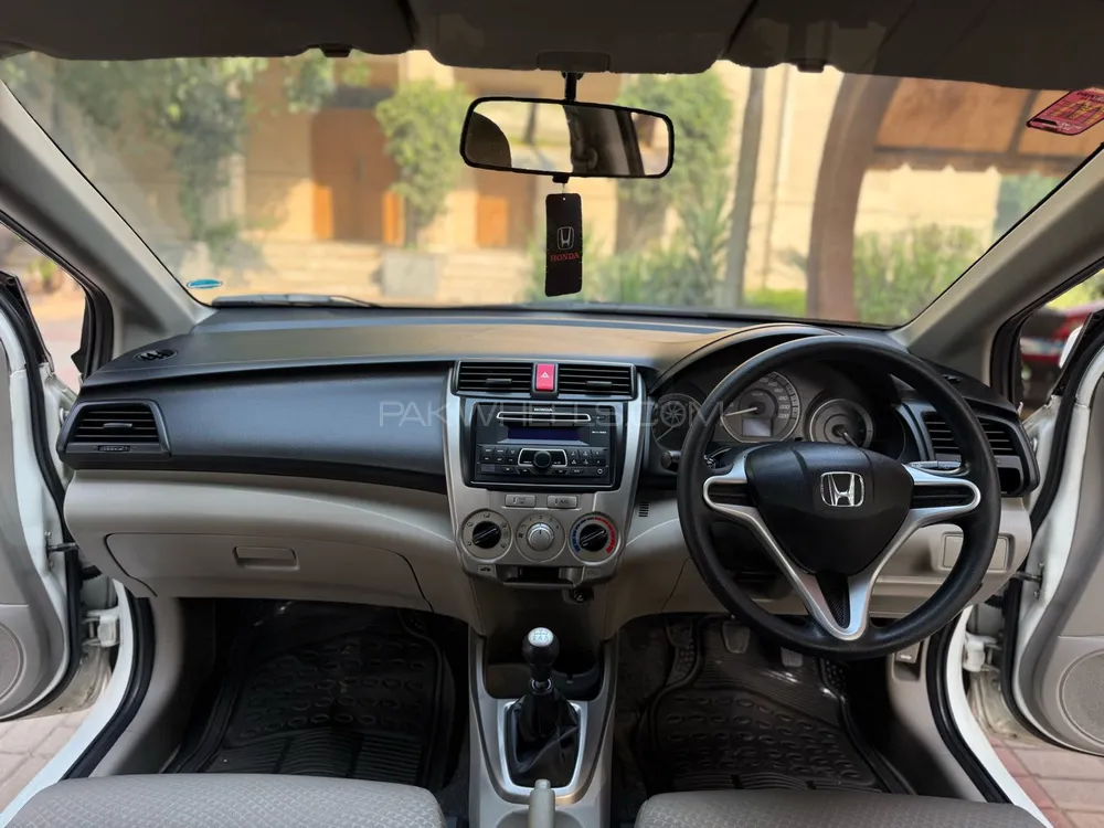 Honda City 2016 for Sale in Lahore Honda City 2016 for Sale in Lahore Image-12