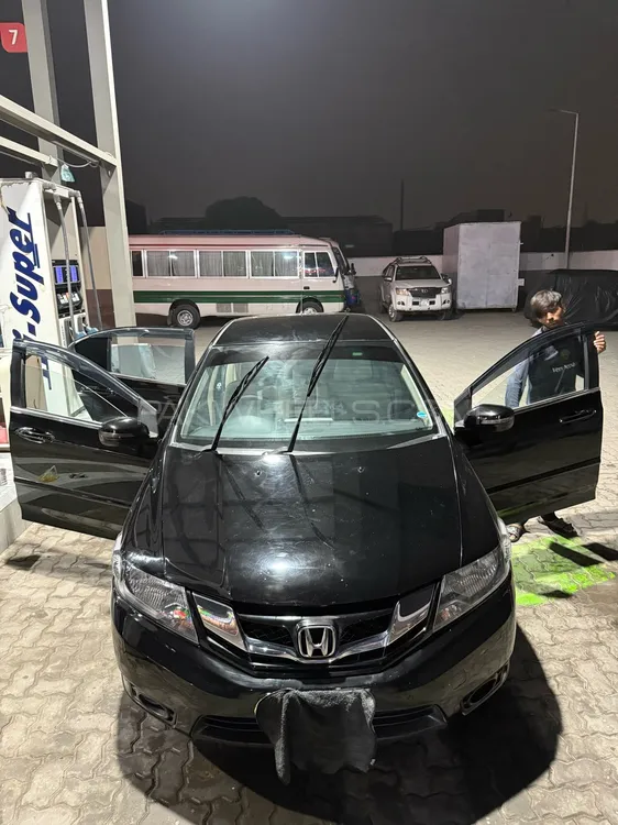 Honda City 2018 for Sale in Faisalabad Image-1